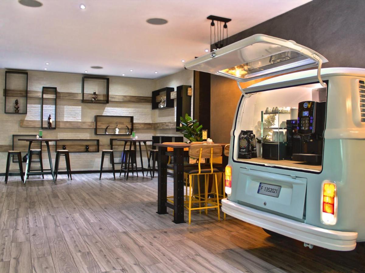 Hyatt Place Al Rigga Отель 4*
